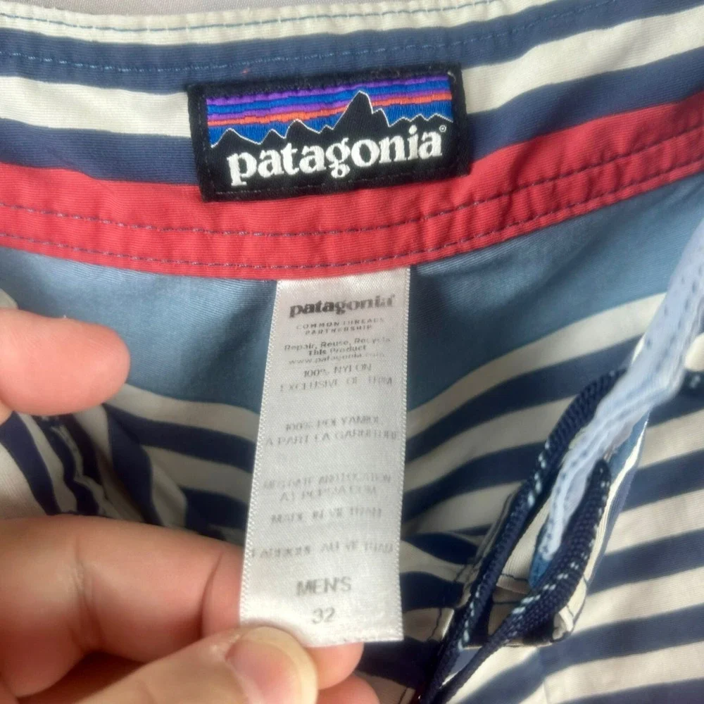 Patagonia Swim Trunks Board Shorts Men 32‎ Blue Coral Stripe Cargo Pocket Beach